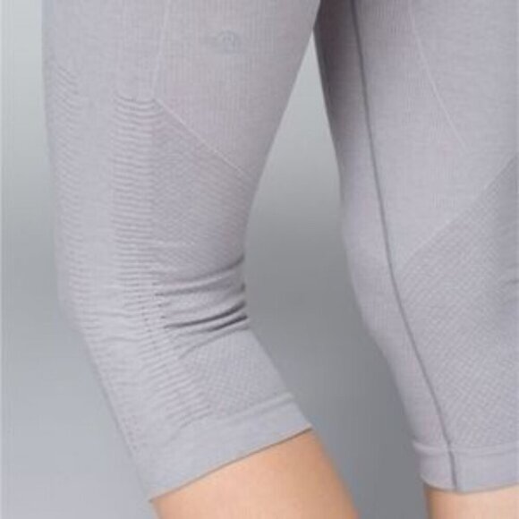 LULULEMON In The Flow Crop II Heathered Medium Grey Size 8 - Picture 3 of 13